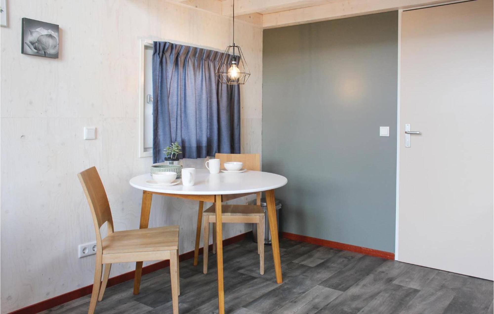 Cozy Home In Sint-Annaland With Kitchen מראה חיצוני תמונה